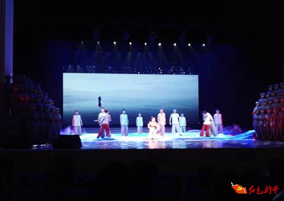 湖北紅安干部學(xué)院大別山分院 黃岡師范學(xué)院 紀(jì)念黃麻起義90周年黃岡師范學(xué)院大型原創(chuàng)音樂舞蹈劇《紅色薪傳》