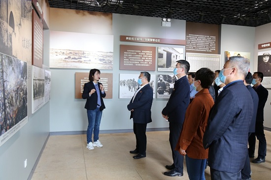 黃淮學(xué)院黨委理論學(xué)習(xí)中心組赴大別山紅色基地學(xué)習(xí)